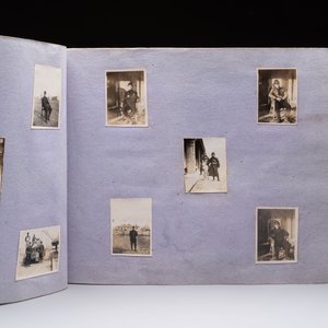 Two photo albums on the Japanese naval landing force in Shanghai, Wuhan and Southern China, 1936-1938 — 照片 11