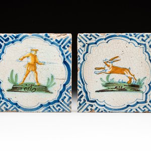 Two polychrome Dutch Delft 'accolade borders' 'hunter' and 'hare' tiles, 17th C. — photo 1