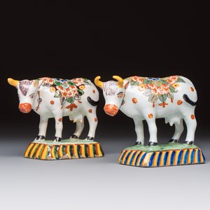 Two polychrome Dutch Delft cows, 19th C. — 照片 2