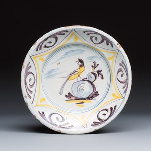 Two polychrome Dutch Delft dishes, a blue and white 'Peacock' dish and a tobacco jar — photo 12