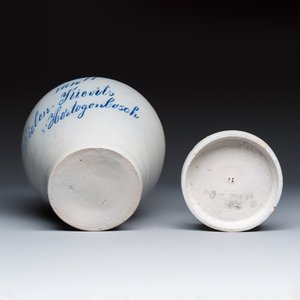 Two polychrome Dutch Delft dishes, a blue and white 'Peacock' dish and a tobacco jar — photo 7