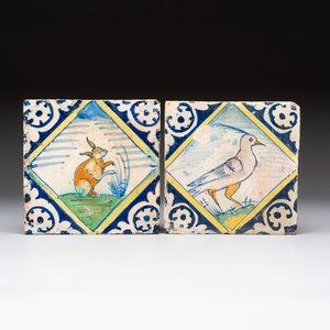 Two polychrome Dutch Delft maiolica 'rabbit' and 'bird' tiles, late 16th C. — 照片 1