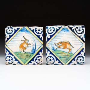 Two polychrome Dutch Delft maiolica 'Rabbit' and 'Boar' tiles, late 16th C. — 照片 1