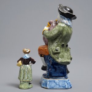 Two polychrome Dutch Delft models of a bagpipe player and a lady, 19th C. — photo 4