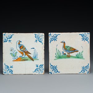 Two polychrome Dutch Delft tiles with an eagle and with two ducks, 17th C. — photo 1