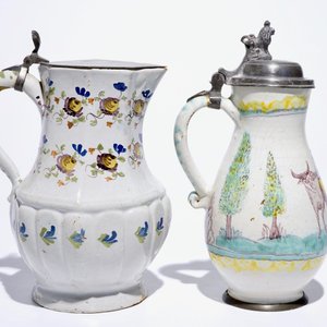Two polychrome pewter-mounted faience jugs, North of France and Austria, 18th C. — 照片 3