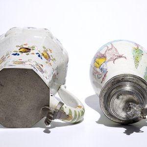 Two polychrome pewter-mounted faience jugs, North of France and Austria, 18th C. — 照片 7