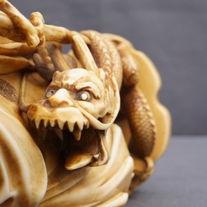 Two signed Japanese ivory okimono, Meiji, 19th C. — 照片 11