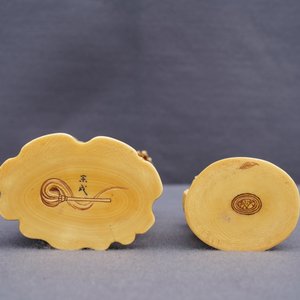 Two signed Japanese ivory okimono, Meiji, 19th C. — 照片 9