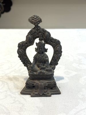 Two small Sino-Tibetan bronze Buddhas, 19/20th C. — photo 9