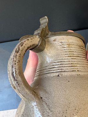 Two stoneware jugs with pewter lids, one with a coat of arms and dated 1636, Germany, 17th C. — photo 11