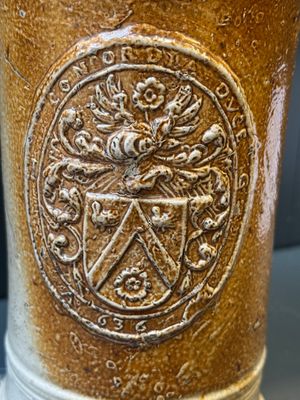 Two stoneware jugs with pewter lids, one with a coat of arms and dated 1636, Germany, 17th C. — photo 15