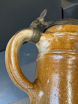 Two stoneware jugs with pewter lids, one with a coat of arms and dated 1636, Germany, 17th C. — photo 21
