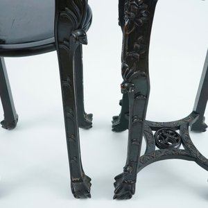 Two tall round Chinese carved wood stands with marble top, 19/20th C. — photo 8