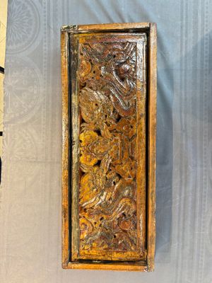 Two Tibetan polychromed wooden folding tables with dragon design, 19/20th C. — photo 16