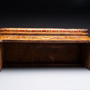 Two Tibetan polychromed wooden folding tables with dragon design, 19/20th C. — photo 15