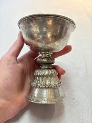 Two Tibetan silver butter lamps, 19th C. — photo 3