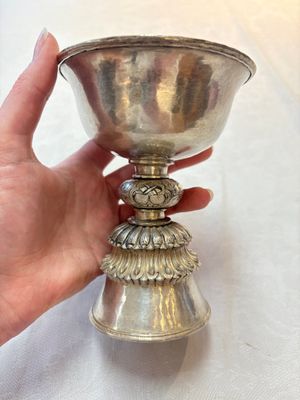 Two Tibetan silver butter lamps, 19th C. — photo 7
