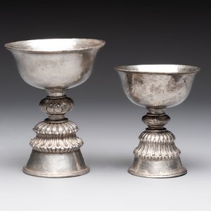 Two Tibetan silver butter lamps, 19th C. — photo 2