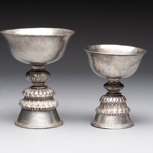 Two Tibetan silver butter lamps, 19th C. — photo 3