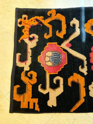Two Tibetan woollen rugs with floral design, 19th C. — photo 6