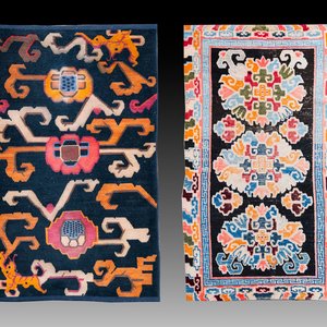 Two Tibetan woollen rugs with floral design, 19th C. — photo 1