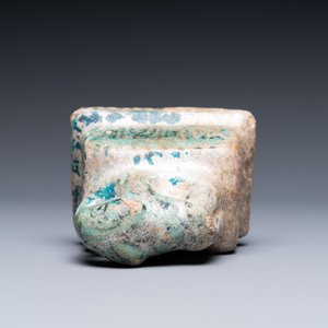 Two turquoise- and black-glazed dishes, three bowls, a jug and a small lion, Raqqa and Nishapur, Middle-East, 12/13th C. and later — photo 14