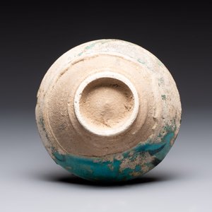 Two turquoise-glazed calligraphic bowls, Kashan, 13/14th C. — photo 5