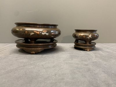 Two Vietnamese silver-inlaid bronze censers on stand, Đức Từ 德祠 mark, 19th C. — photo 1