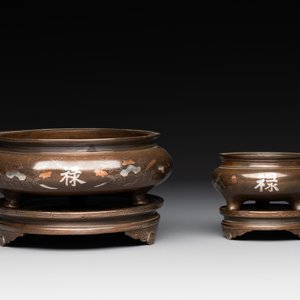 Two Vietnamese silver-inlaid bronze censers on stand, Đức Từ 德祠 mark, 19th C. — photo 2
