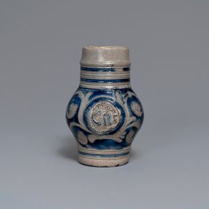 Two Westerwald stoneware jugs, Germany, 17/18th C. — 照片 9