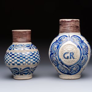 Two Westerwald stoneware jugs, one inscribed 'GR', Germany, 18th C. — photo 5