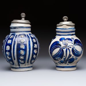 Two Westerwald tankards with mounted pewter lids, one lid dated 1757, Germany, 18th C. — photo 5