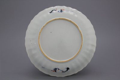 Uitzonderlijk Chinees bord type 'Provincies' met het wapenschild van Vlaanderen, famille verte, ca. 1720.