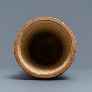 Un albarello en céramique de Talavera Poblana en bleu et blanc, Mexique, vers 1700 — photo 5