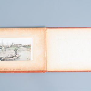 Un album comprenant treize photos argentiques de Chine en noir et blanc, daté 1903 — photo 7