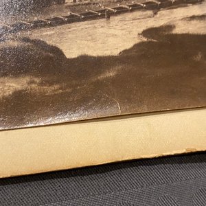 Un album de neuf photos argentiques dont une vue panoramique du Bund à Shanghai, Chine, daté 1899 — photo 39