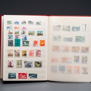 Un album de timbres postales, Chine, 20ème — photo 10