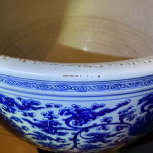 Un aquarium de taille exceptionelle en porcelaine de Chine en bleu et blanc, Kangxi — photo 28