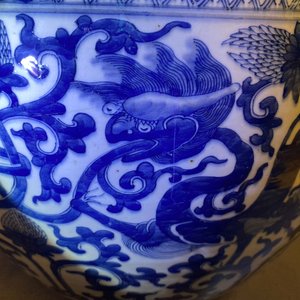 Un aquarium en porcelaine de Chine en bleu et blanc, 19ème — photo 17