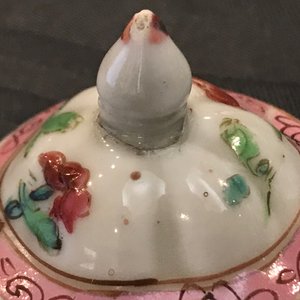 Un bel ensemble d'objets à thé en porcelaine de Chine famille rose, Yongzheng/Qianlong — photo 20
