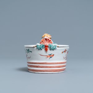 Un beurrier au fretel en forme d'escargot en faïence de Delft polychrome petit feu de style Kakiemon, 18ème — photo 5