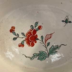Un beurrier couvert en faïence de Delft doré orné d'un escargot, 18ème — photo 10
