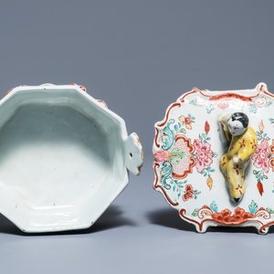 Un beurrier en faïence de Delft petit feu et doré à décor d'un chinois couché, 18ème — photo 3