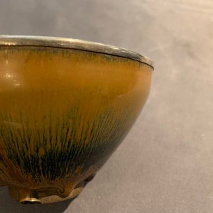 Un bol à thé Jian de type 'fourrure de lièvre' à monture en argent, Chine, Song — photo 19