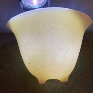 Un bol à vin tripod à inscription en porcelaine blanc de Chine de Dehua, Kangxi — photo 14