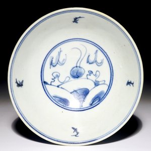 Un bol aux dragons en porcelaine de l'épave Hatcher Cargo, époque Transition — photo 6