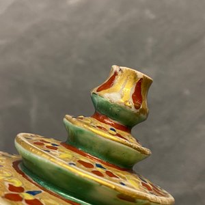 Un bol couvert en porcelaine de Chine Bencharong pour le marché thai, 19ème — photo 12