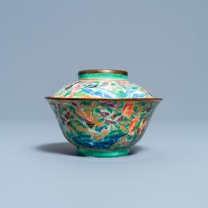 Un bol couvert en porcelaine de Chine Bencharong pour le marché thai, 19ème — photo 2