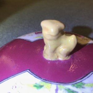 Un bol couvert en porcelaine de Chine famille rose à fond rouge rubis, Yongzheng — photo 11